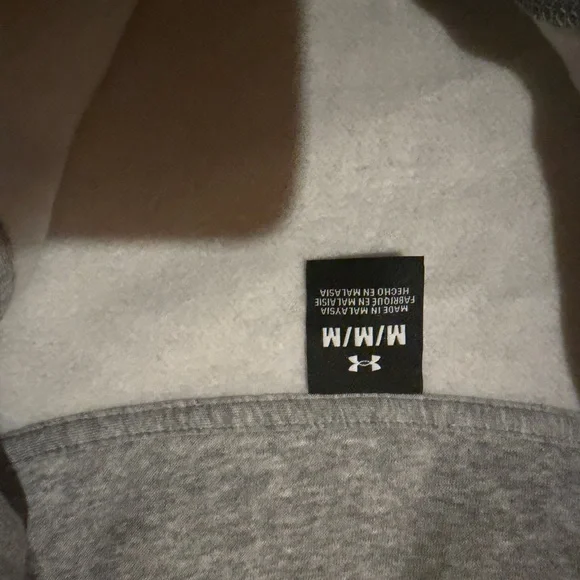 Under Armour Heather Gray Half-Zip Pullover - Picture 3 of 3